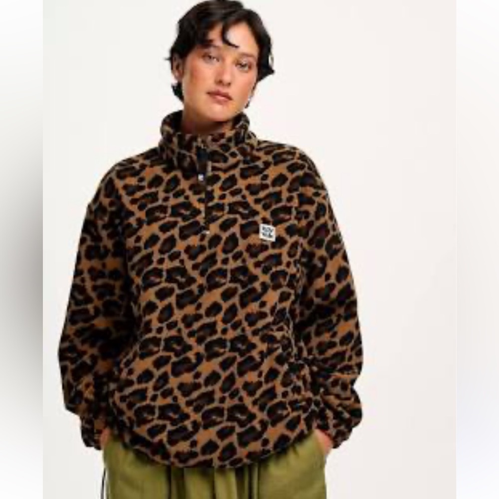 Lucy & Yak Leopard Print Fleece xl